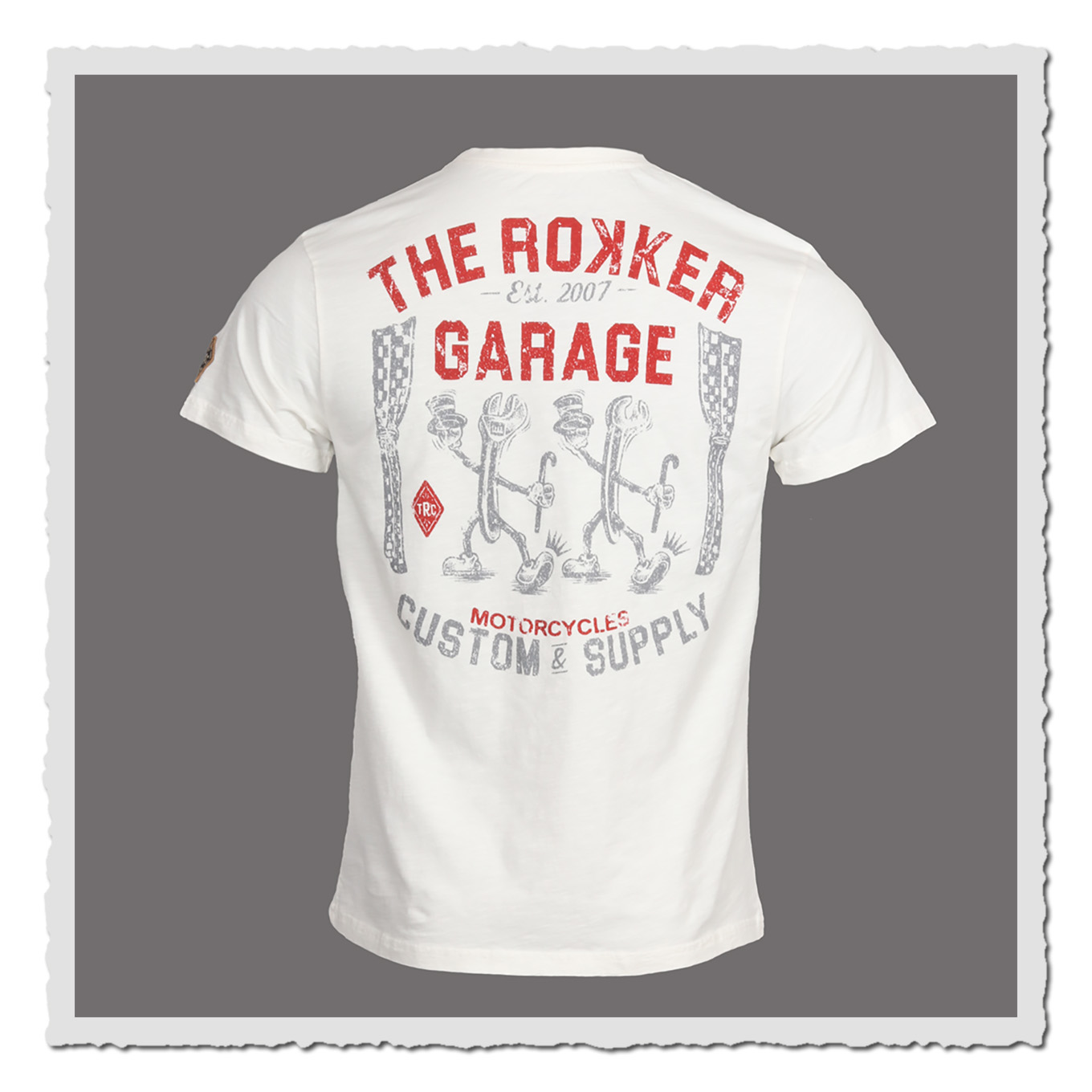 Offwhite T-Shirt, Rückenansicht, großer rot-grauer Print, freigestellt vor grauem Hintergrund.